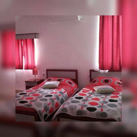 Guesthouse Vila Nova Morović エクステリア 写真