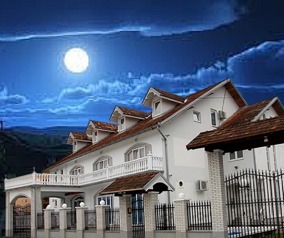 Guesthouse Vila Nova Morović エクステリア 写真