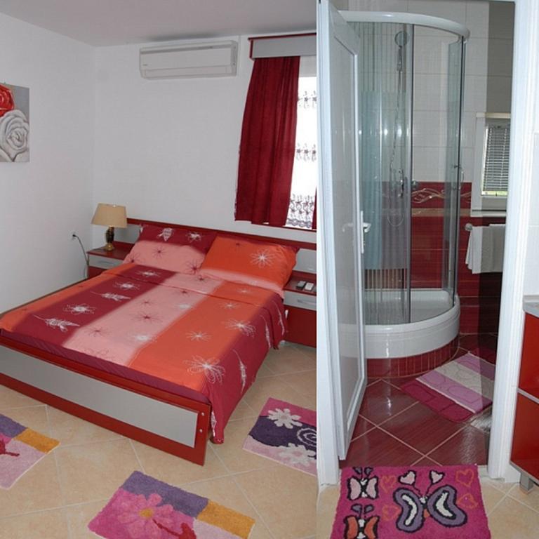 Guesthouse Vila Nova Morović エクステリア 写真